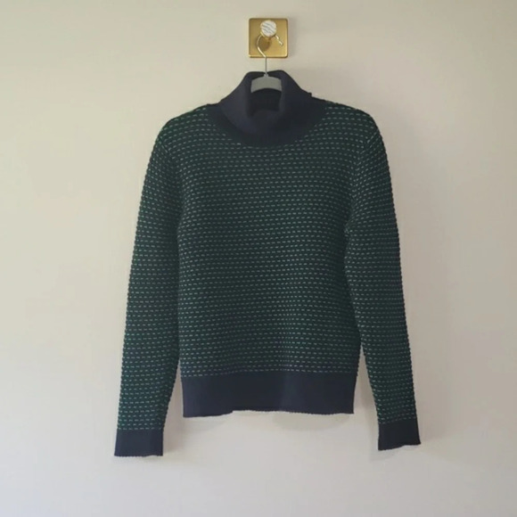 J. Crew Patterned Turtleneck Sweater Women's Medium Navy Blue Green Preppy Cozy - Picture 1 of 9